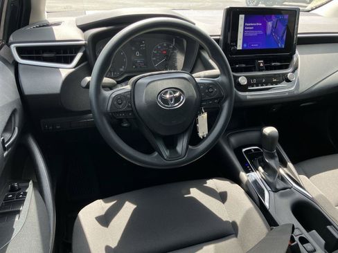 Certified 2025 Toyota Corolla LE FWD image 14