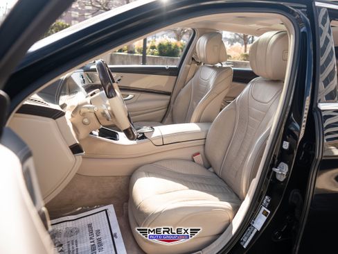 Used 2018 Mercedes-Benz S 560 Sedan image 16