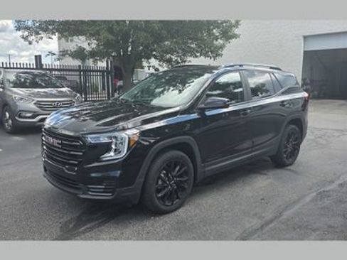 Used 2023 GMC Terrain SLE w/ Driver Convenience Package AWD/4WD image 1