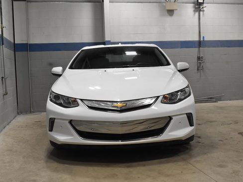 Used 2018 Chevrolet Volt Premier image 26