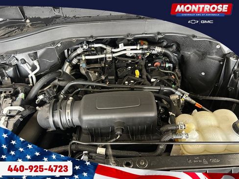 Used 2022 Ford Explorer XLT w/ Equipment Group 202A AWD/4WD image 31