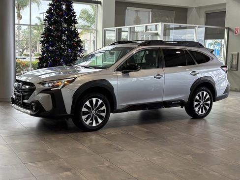 Used 2024 Subaru Outback Limited image 10