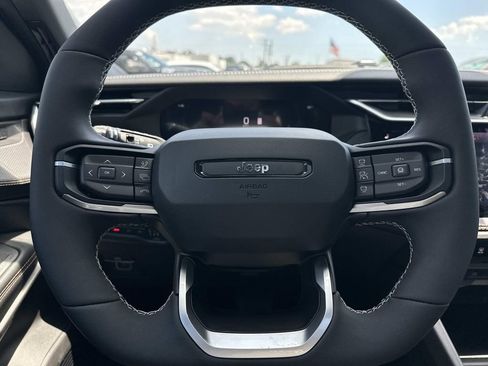 New 2026 Jeep Cherokee Overland AWD/4WD image 14