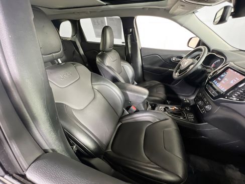 Used 2022 Jeep Cherokee Limited w/ Mopar Interior Package image 27