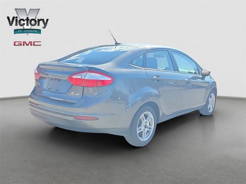 Used 2019 Ford Fiesta SE image 16