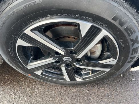 Certified 2024 Nissan Sentra SV image 36