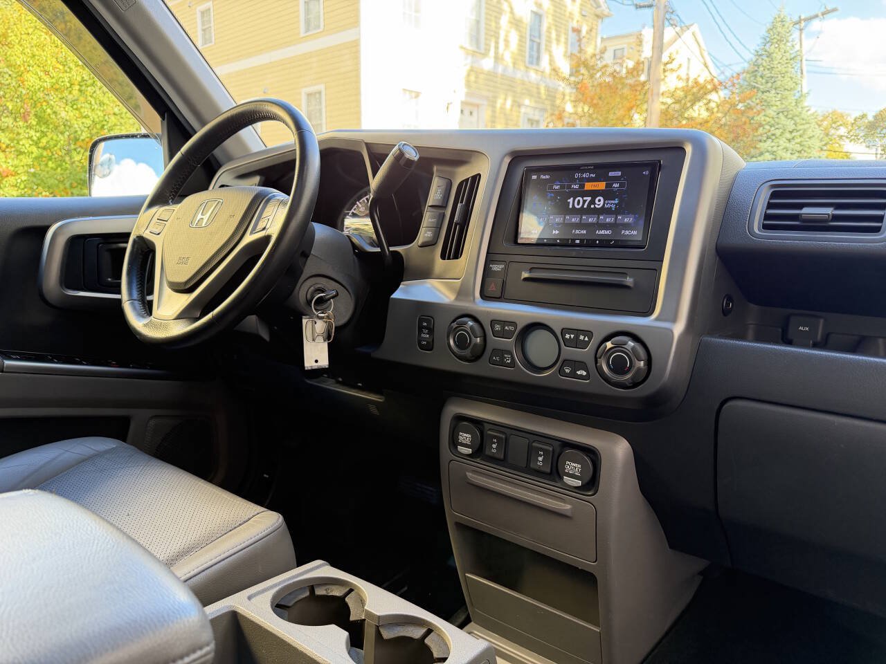 Used 2010 Honda Ridgeline RTL image 21