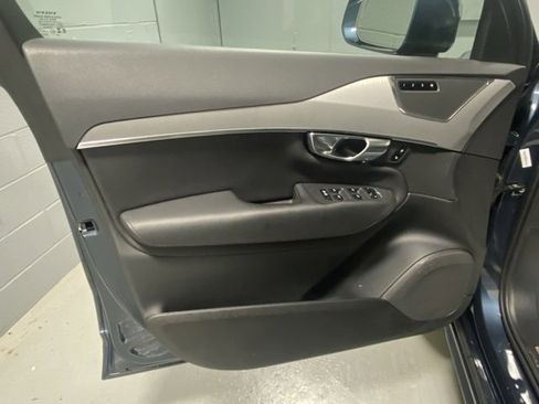 Certified 2025 Volvo XC90 B5 Core image 7