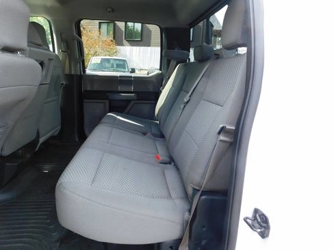 Used 2016 Ford F150 XLT w/ Equipment Group 302A Luxury image 5