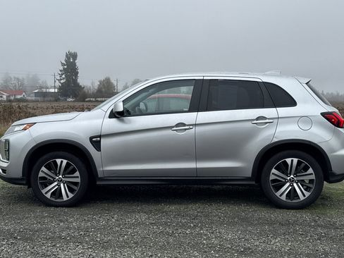 Used 2021 Mitsubishi Outlander Sport ES image 7