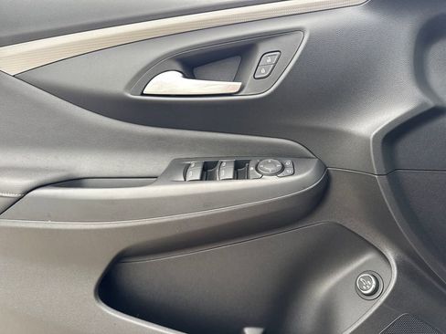 New 2026 Buick Envista Avenir image 23