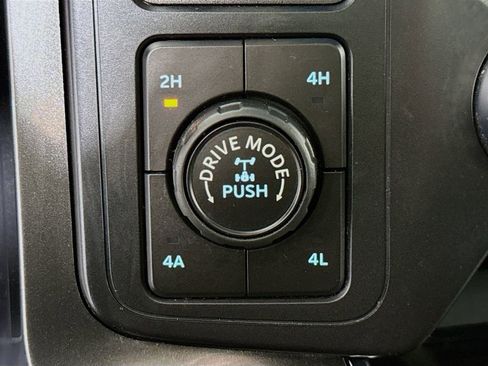 Used 2021 Ford F150 Lariat w/ Equipment Group 502A High AWD/4WD image 13