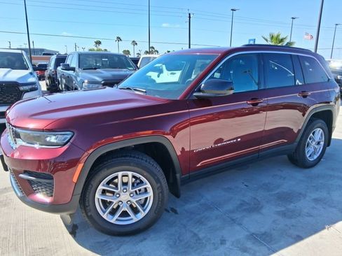 New 2026 Jeep Grand Cherokee Laredo X RWD image 3