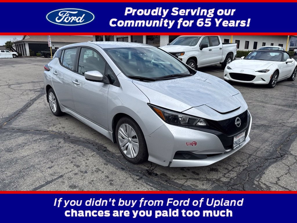 Used 2025 Nissan Leaf S FWD image 1