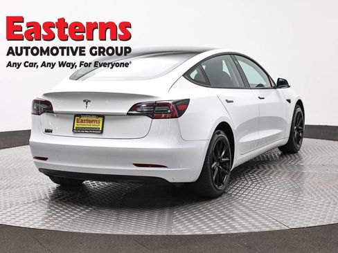 Used 2023 Tesla Model 3 Standard Range RWD image 5