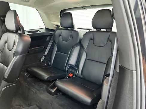Used 2021 Volvo XC90 T6 Momentum w/ Advanced Package AWD/4WD image 27