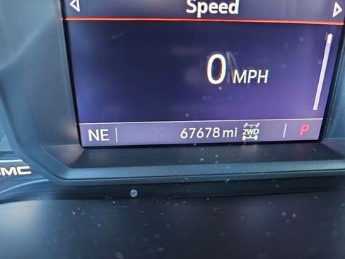 Used 2021 GMC Sierra 1500 Elevation image 16