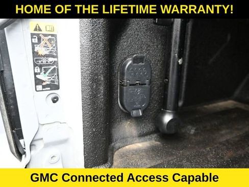 Used 2024 GMC Sierra 2500 AT4 w/ Technology Package AWD/4WD image 47