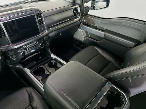 Used 2024 Ford F250 Lariat w/ Chrome Package AWD/4WD image 11