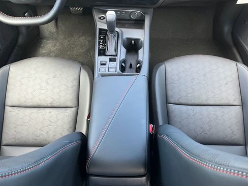 New 2026 Nissan Sentra SR w/ SR Premium Package FWD image 33