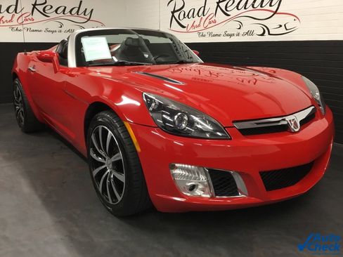 Used 2008 Saturn Sky Red Line image 3
