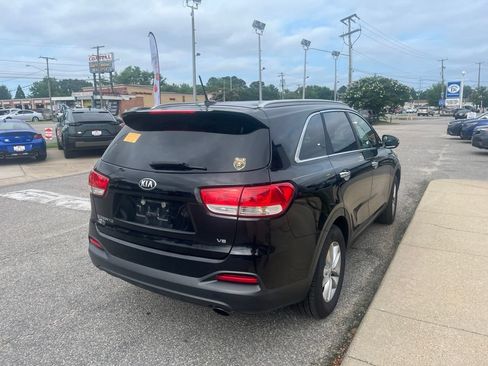 Used 2016 Kia Sorento LX FWD image 4