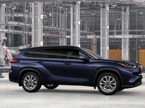 New 2026 Toyota Highlander Limited image 13