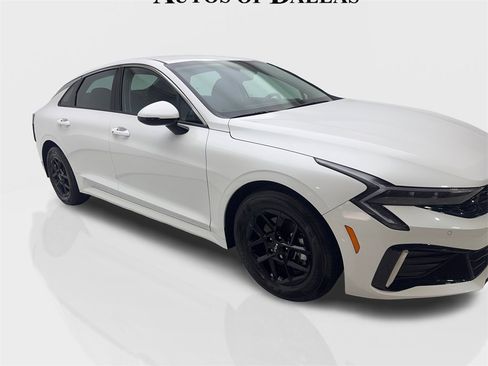 Used 2025 Kia K5 LXS image 12