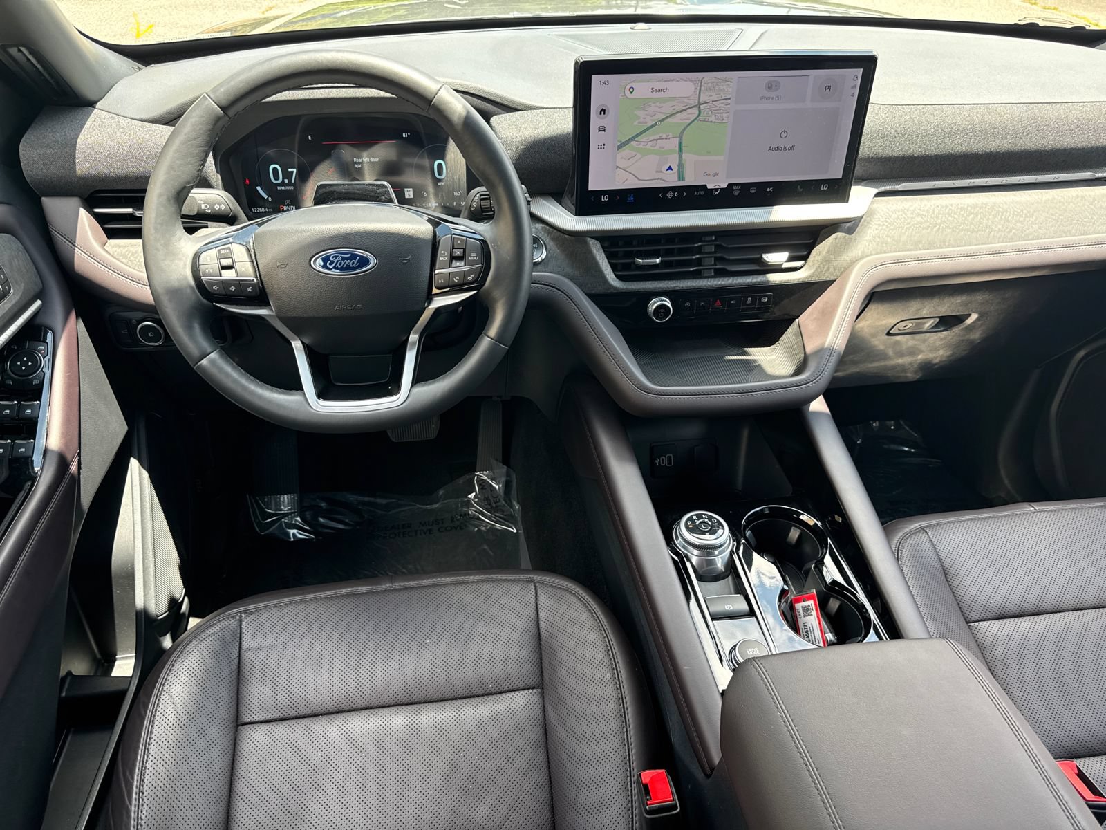 Used 2026 Ford Explorer Platinum w/ LUX Leather Package AWD/4WD image 23