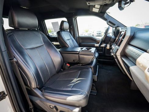 Used 2022 Ford F250 Lariat w/ FX4 Off-Road Package AWD/4WD image 23