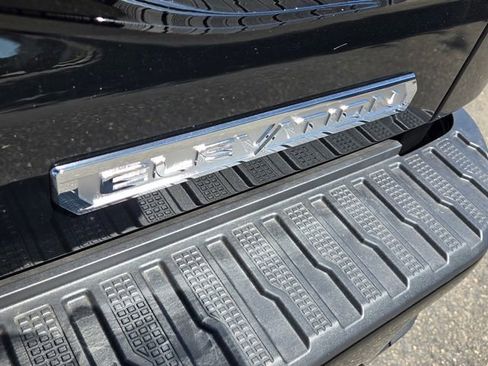 New 2026 GMC Sierra 1500 Elevation w/ Elevation Premium Package AWD/4WD image 6