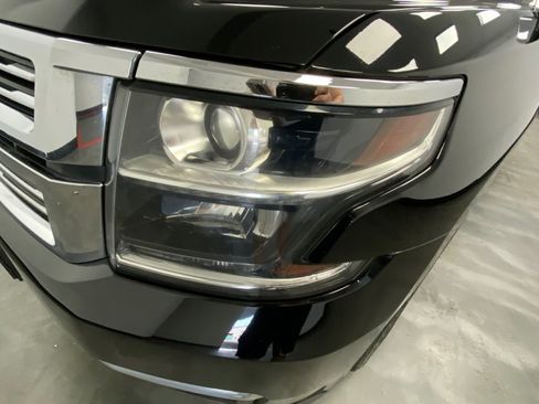 Used 2018 Chevrolet Tahoe Premier AWD/4WD image 11