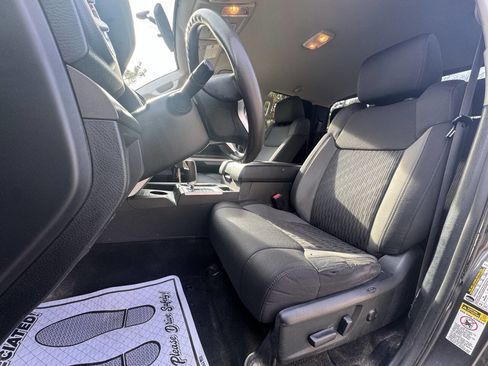 Used 2015 Toyota Tundra SR5 image 11