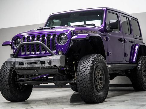 Used 2023 Jeep Wrangler Unlimited Rubicon 392 w/ Trailer Tow Package AWD/4WD image 8