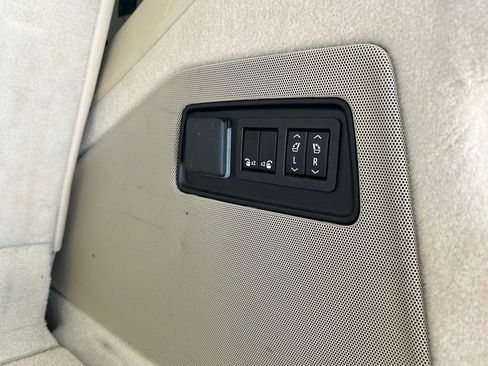 Used 2023 Cadillac Escalade Premium Luxury w/ Performance Package AWD/4WD image 61