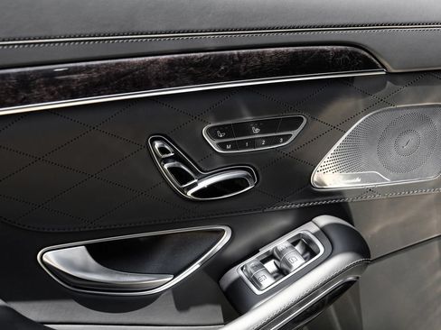 Used 2017 Mercedes-Benz S 63 AMG 4MATIC Sedan w/ Warmth & Comfort Package image 60