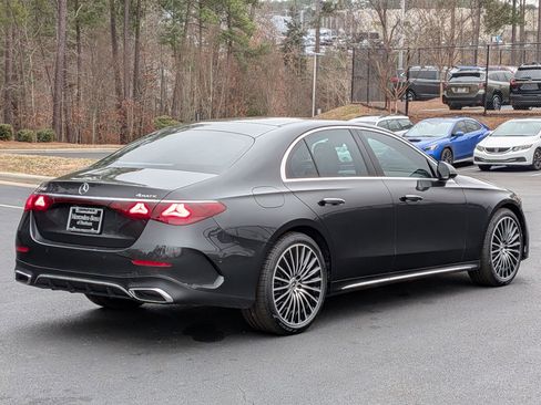 New 2026 Mercedes-Benz E 350 4MATIC Sedan image 10