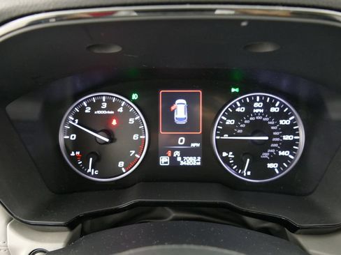Used 2024 Subaru Outback Premium AWD/4WD image 14