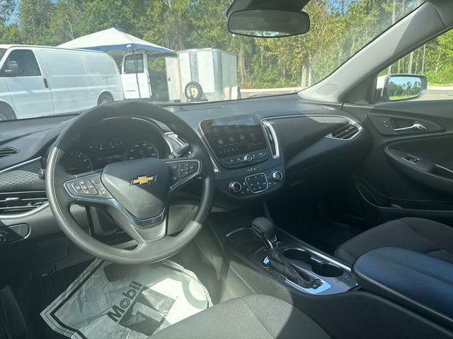 Used 2025 Chevrolet Malibu LT FWD image 20