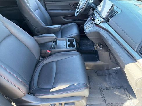 Used 2025 Honda Odyssey Sport-L image 30