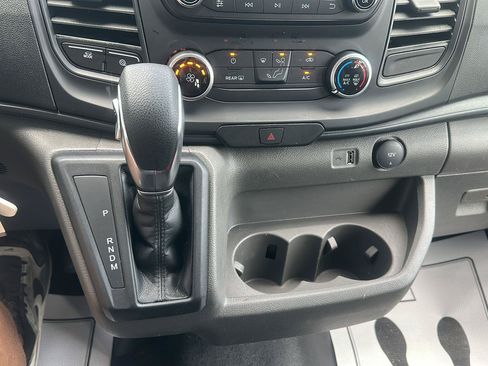 Used 2025 Ford Transit 250 Low Roof w/ Exterior Upgrade Package RWD image 29