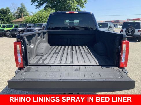 Used 2025 Ford F250 XLT AWD/4WD image 10