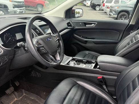 Used 2020 Ford Edge SEL w/ Convenience Package FWD image 10