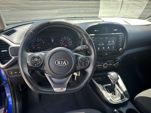 Used 2020 Kia Soul GT-Line FWD image 12