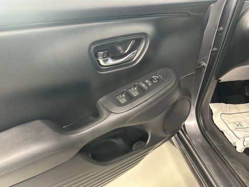 Used 2023 Honda HR-V LX image 15