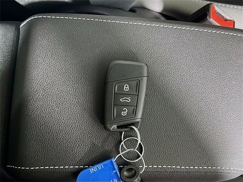 Used 2024 Volkswagen Taos S image 32