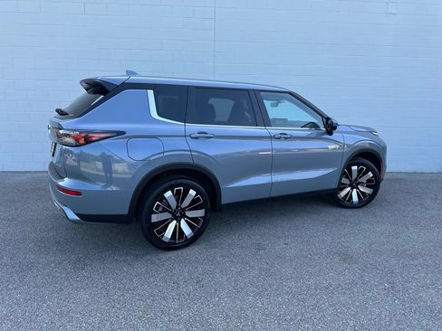 New 2026 Mitsubishi Outlander SE AWD/4WD image 3