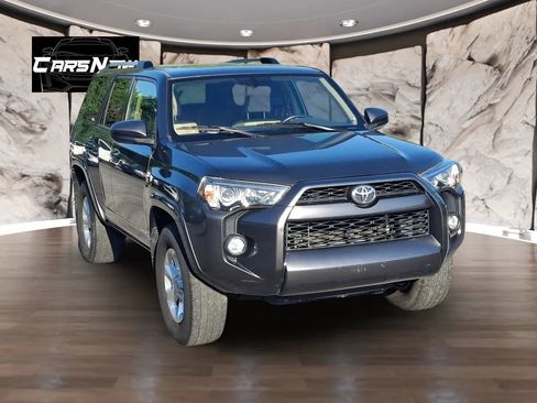 Used 2019 Toyota 4Runner SR5 RWD image 1