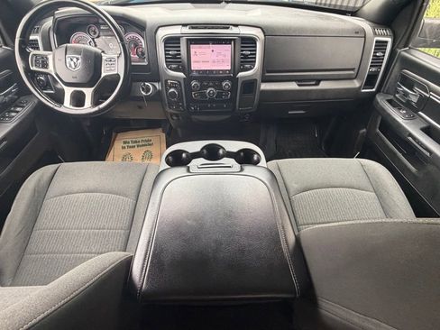 Used 2022 RAM 1500 Classic Warlock AWD/4WD image 11