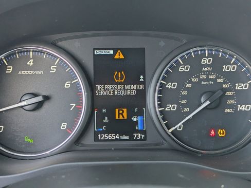 Used 2018 Mitsubishi Outlander LE image 30